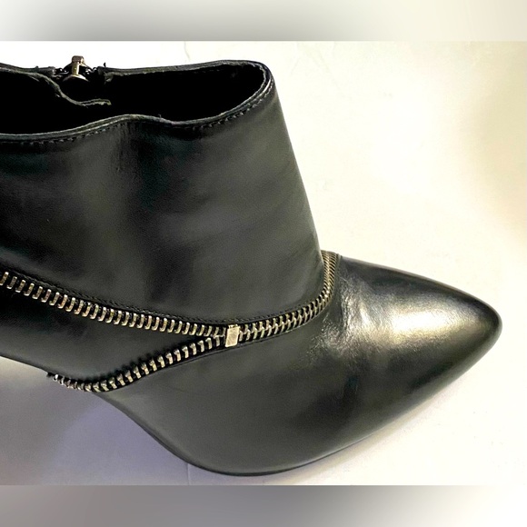 EUC EVA & ZOE To The Point Ankle Booties, Leather, Sz 10, Stilettos, Goth, Badie - Picture 3 of 16